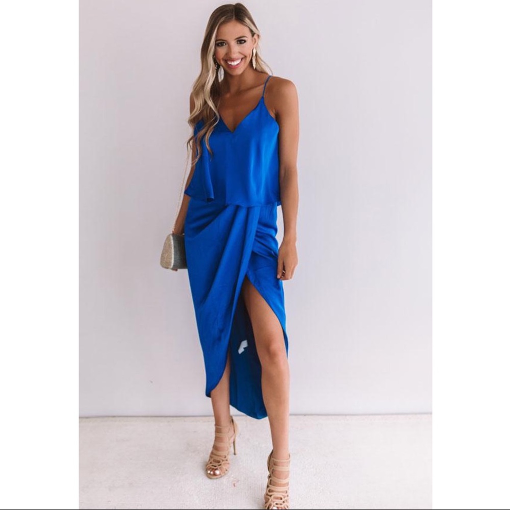 NWT Impressions Blue Spaghetti Strap Midi Dress 💙